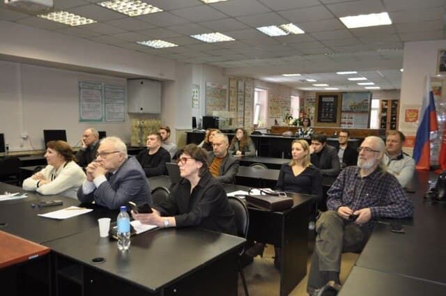 Сотрудники компании ООО "ЭНАМЕРУ" участвуют в научной конференции
